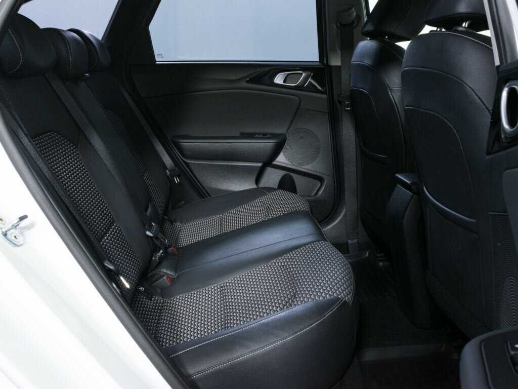 Купить Kia Ceed, 2022, 51 066 км.. Фото: #9