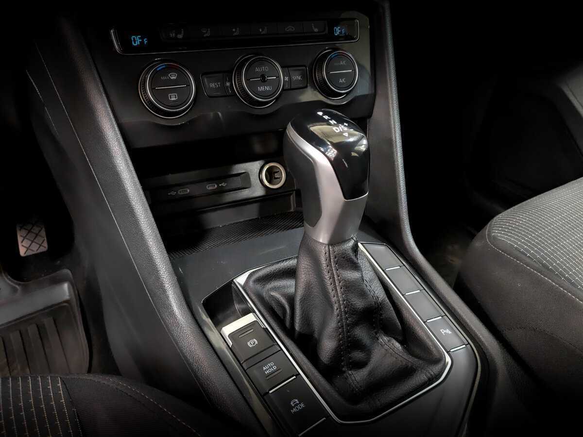 Купить Volkswagen Tiguan, 2021, 131 780 км.. Фото: #25