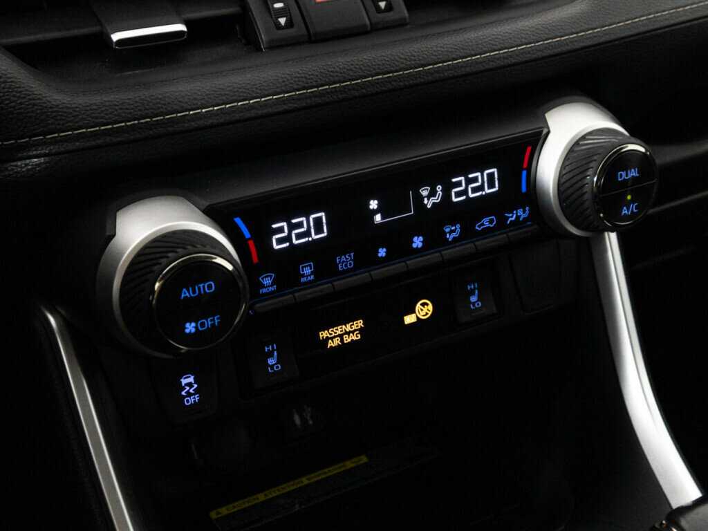 Купить Toyota RAV4, 2020, 75 000 км.. Фото: #18