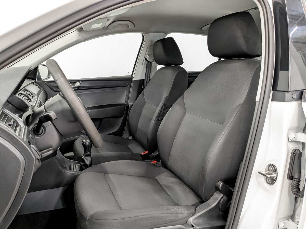 Купить Skoda Rapid, 2017, 240 992 км.. Фото: #18