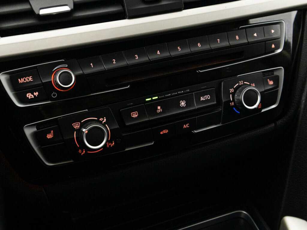 Купить BMW 3 серии, 2016, 172 000 км.. Фото: #17