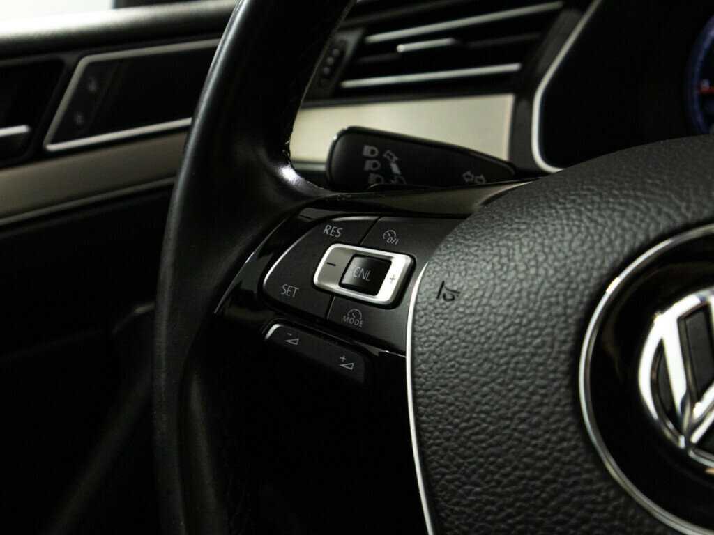 Купить Volkswagen Passat, 2016, 102 572 км.. Фото: #19