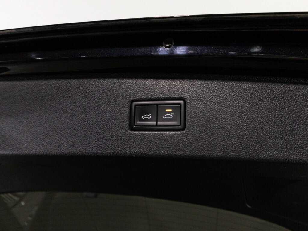 Купить Volkswagen Tiguan, 2020, 101 372 км.. Фото: #15