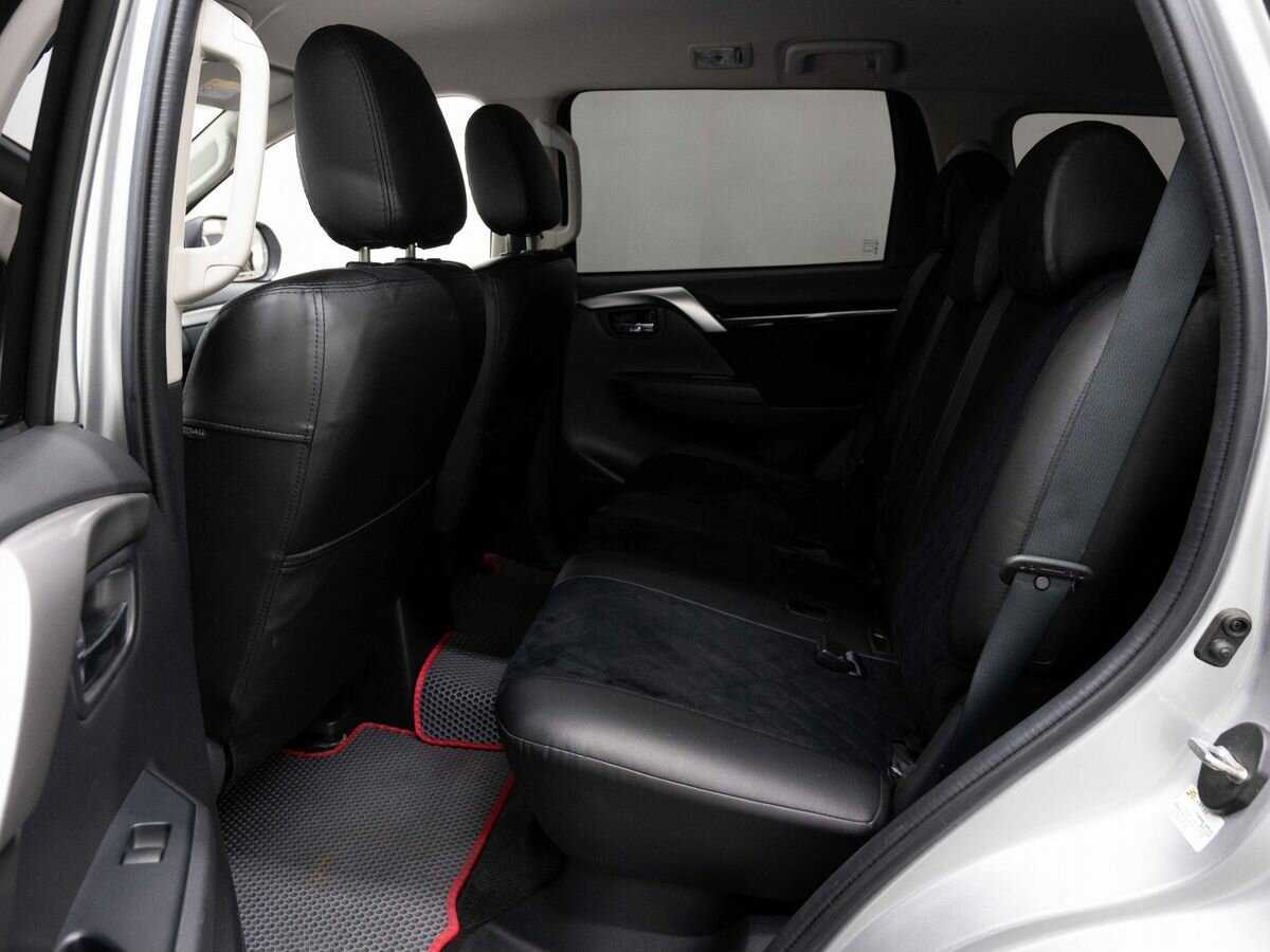 Купить Mitsubishi Pajero Sport, 2017, 111 378 км.. Фото: #9