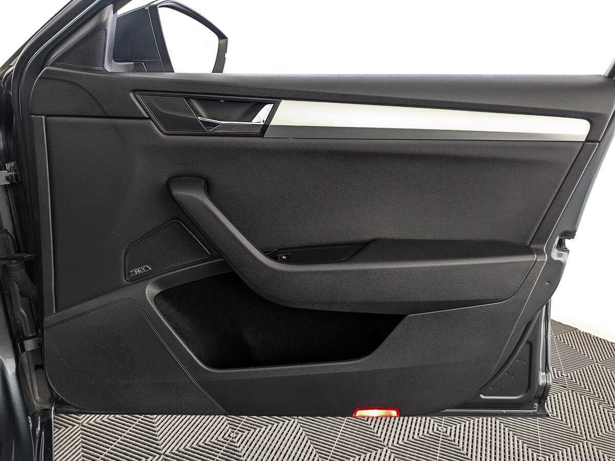Купить Skoda Superb, 2018, 123 228 км.. Фото: #22