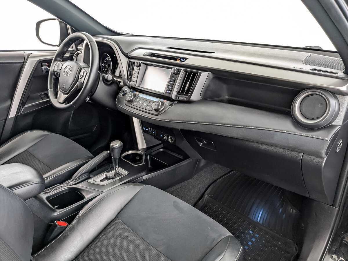 Купить Toyota RAV4, 2017, 98 540 км.. Фото: #10