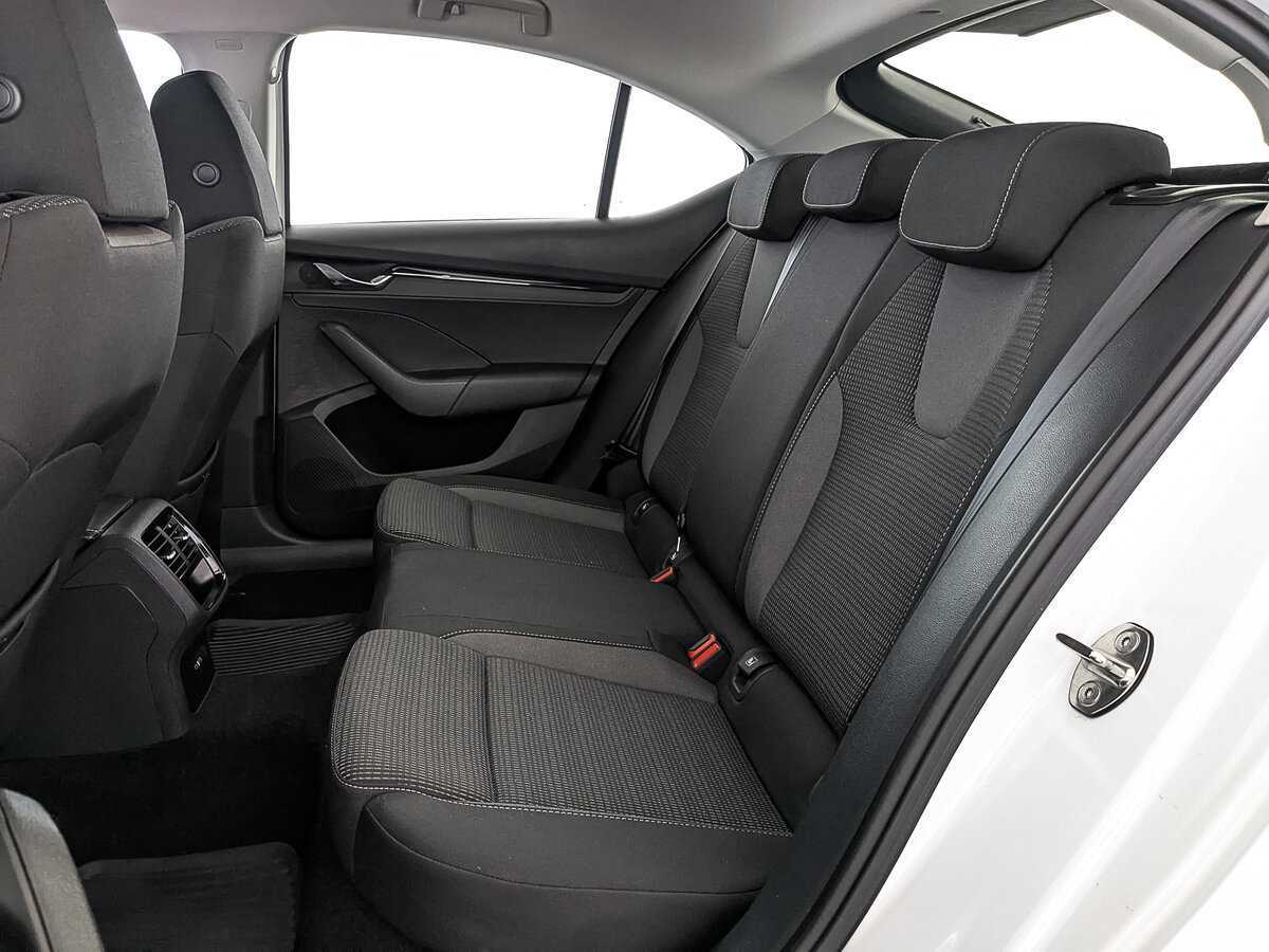 Купить Skoda Octavia, 2021, 83 806 км.. Фото: #17