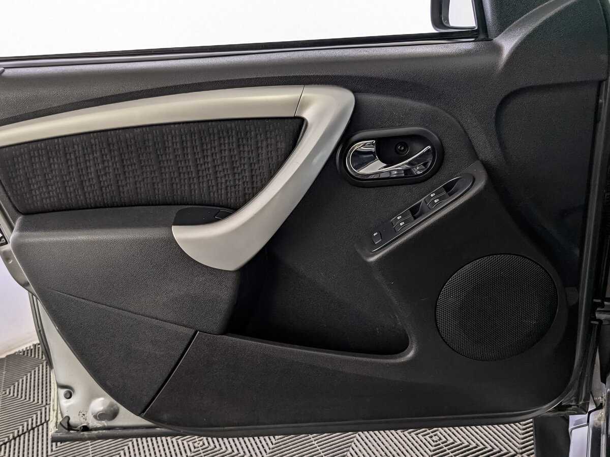 Купить Nissan Terrano, 2015, 132 210 км.. Фото: #16