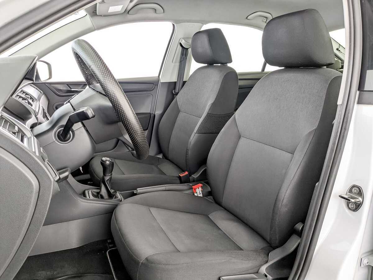 Купить Skoda Rapid, 2017, 177 284 км.. Фото: #17