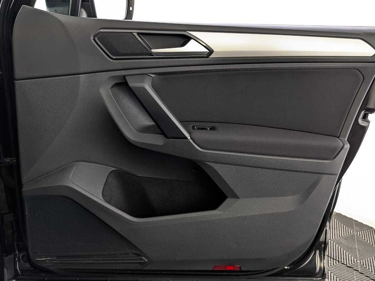 Купить Volkswagen Tiguan, 2018, 67 079 км.. Фото: #22