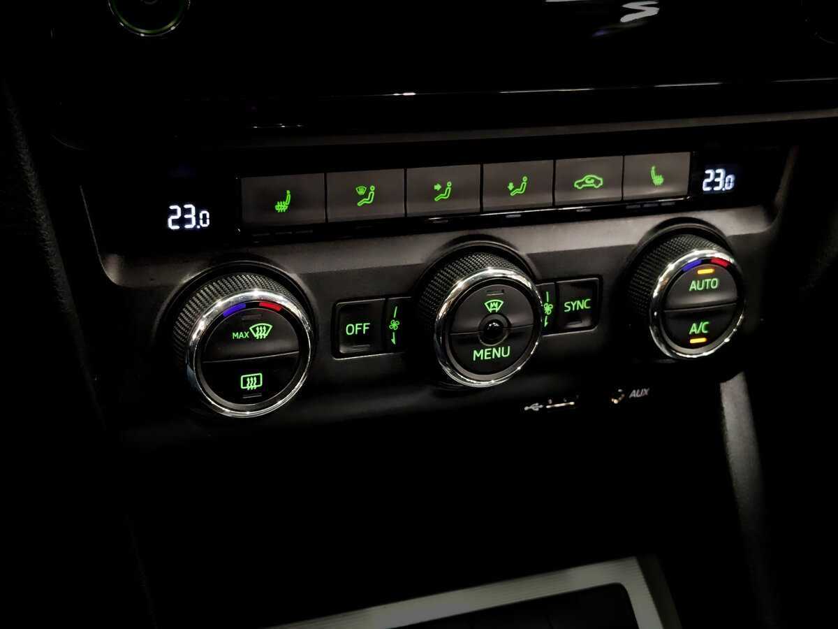 Купить Skoda Octavia, 2016, 229 395 км.. Фото: #24