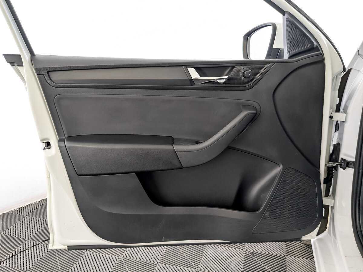 Купить Skoda Rapid, 2017, 172 434 км.. Фото: #18