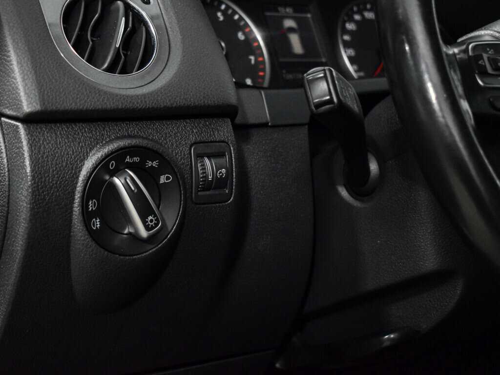 Купить Volkswagen Tiguan, 2012, 226 172 км.. Фото: #9