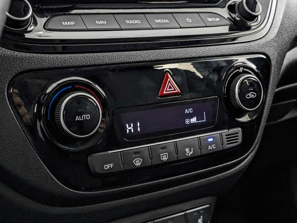 Купить Hyundai Solaris, 2021, 101 042 км.. Фото: #20