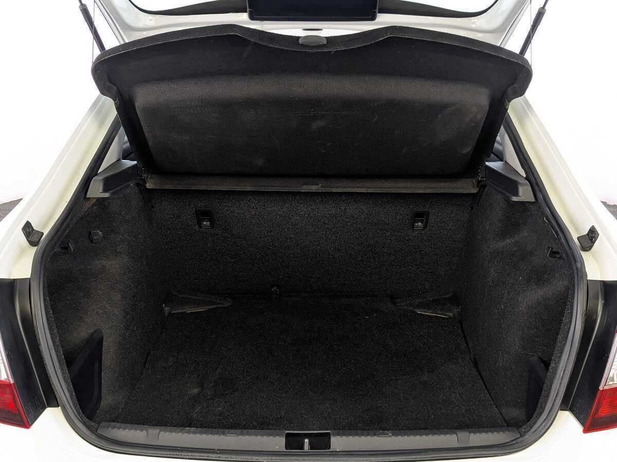 Купить Skoda Rapid, 2019, 81 405 км.. Фото: #9