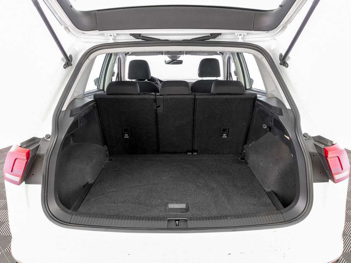 Купить Volkswagen Tiguan, 2021, 159 893 км.. Фото: #9