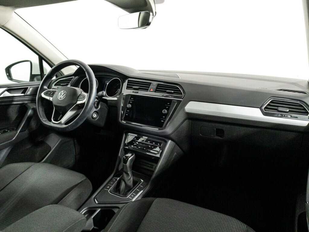 Купить Volkswagen Tiguan, 2021, 34 956 км.. Фото: #8