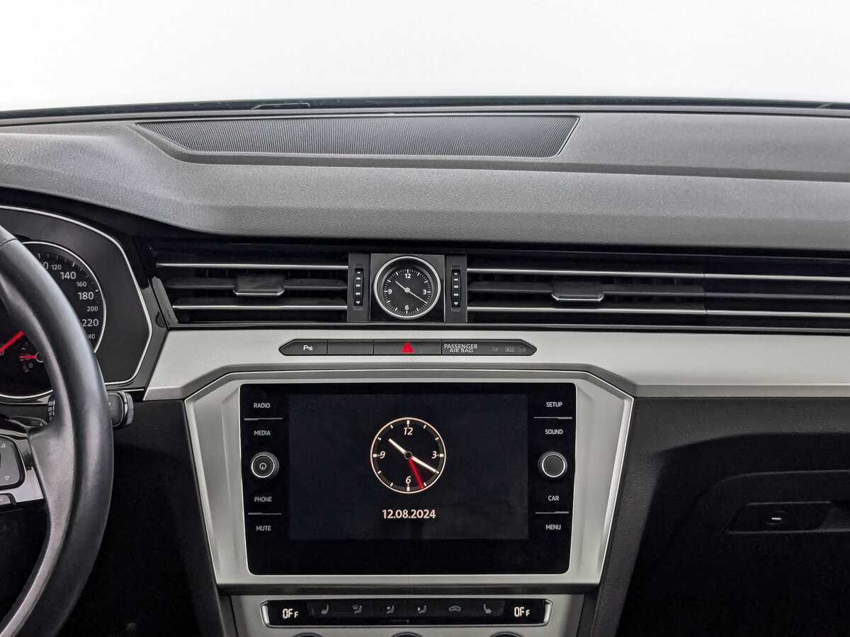 Купить Volkswagen Passat, 2019, 43 971 км.. Фото: #13
