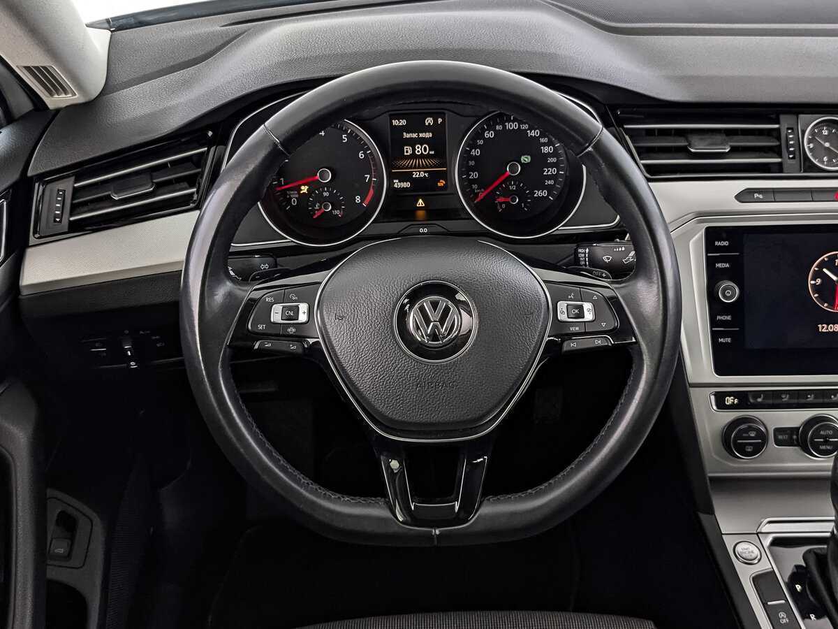 Купить Volkswagen Passat, 2019, 43 971 км.. Фото: #18