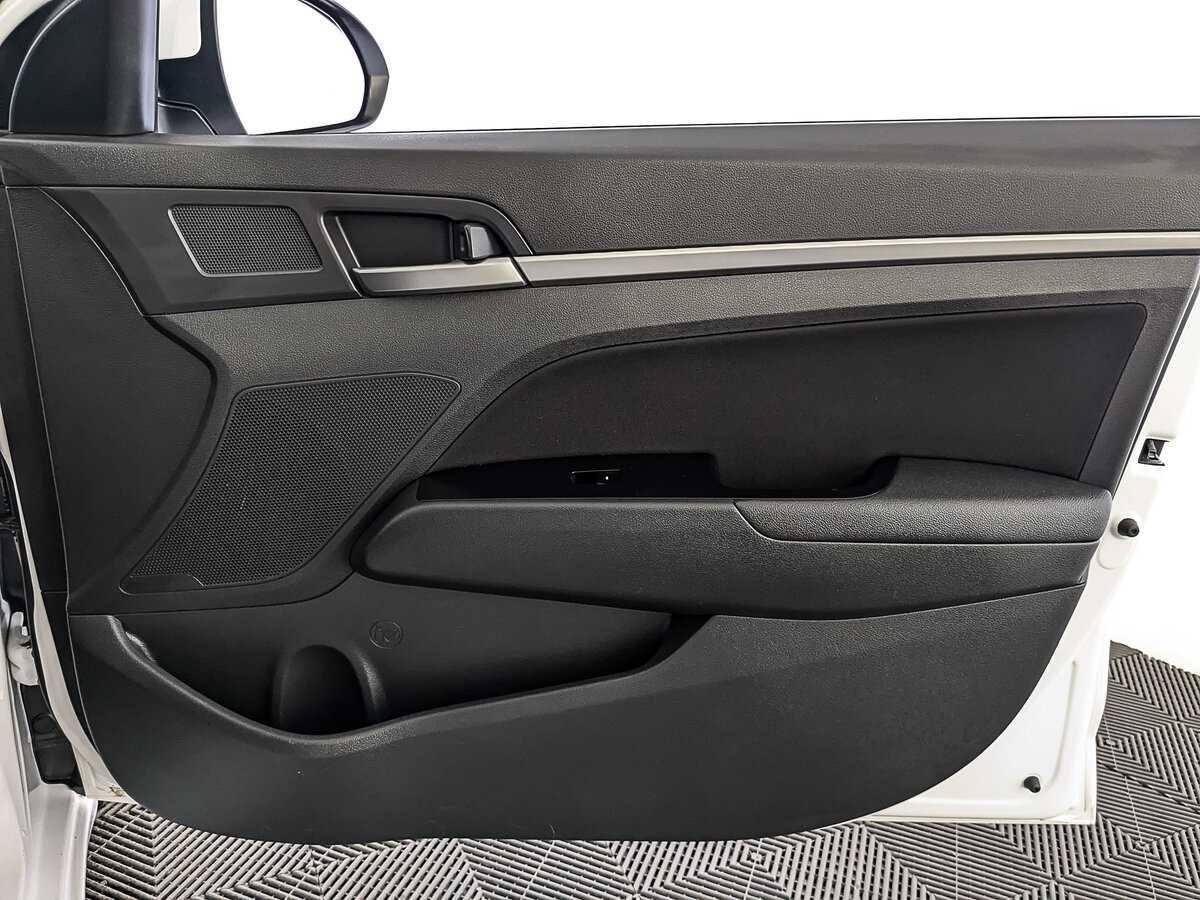 Купить Hyundai Elantra, 2018, 97 532 км.. Фото: #23