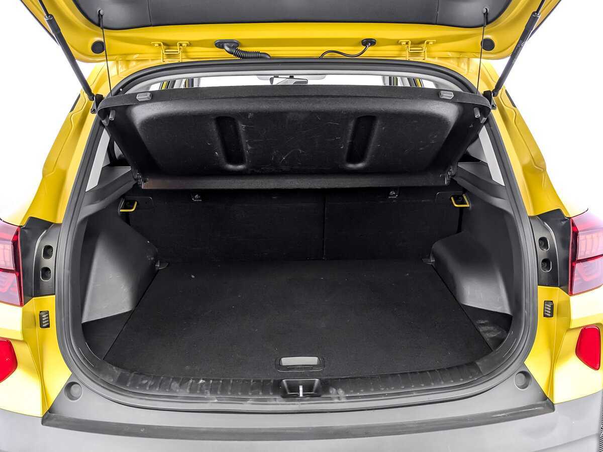 Купить Kia Seltos, 2020, 41 243 км.. Фото: #9