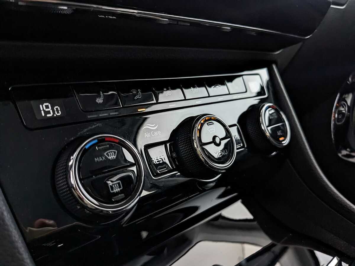 Купить Skoda Superb, 2019, 155 899 км.. Фото: #20