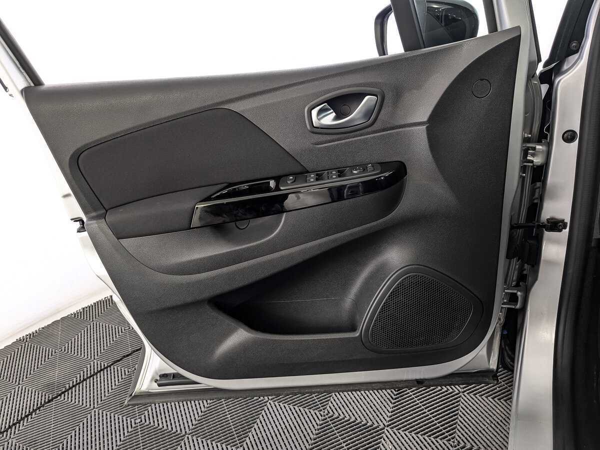 Купить Renault Kaptur, 2021, 89 428 км.. Фото: #18