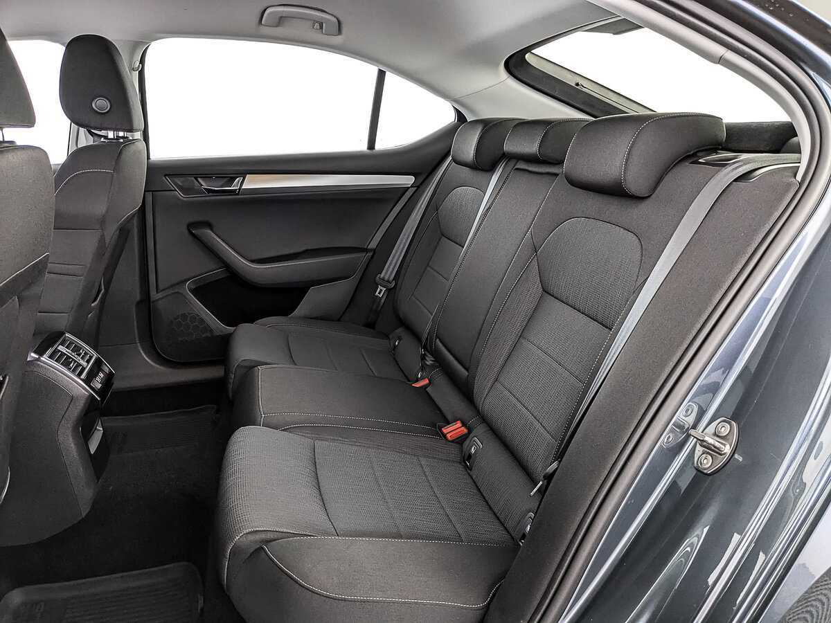 Купить Skoda Superb, 2019, 121 088 км.. Фото: #16