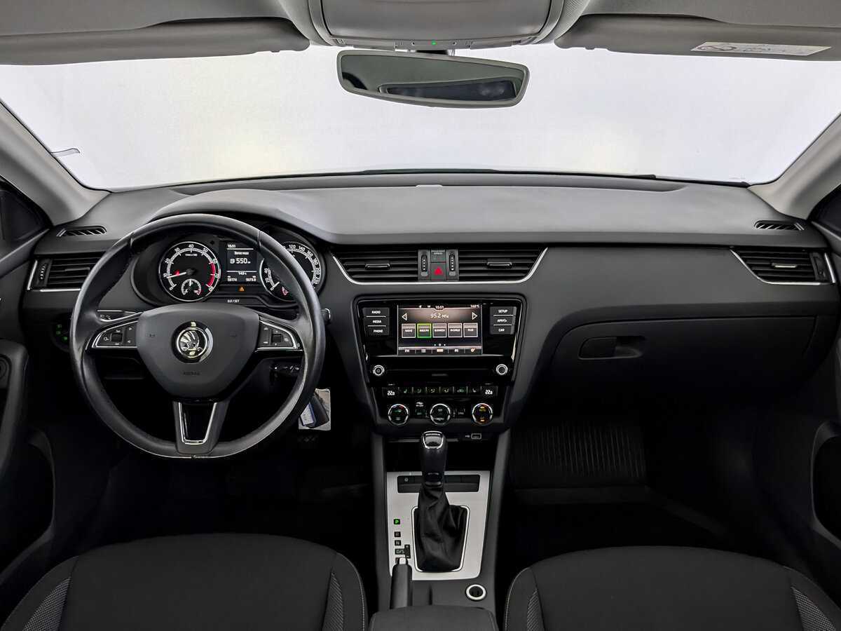 Купить Шкода Октавия, 2018, 56 162 км.. Фото: #13