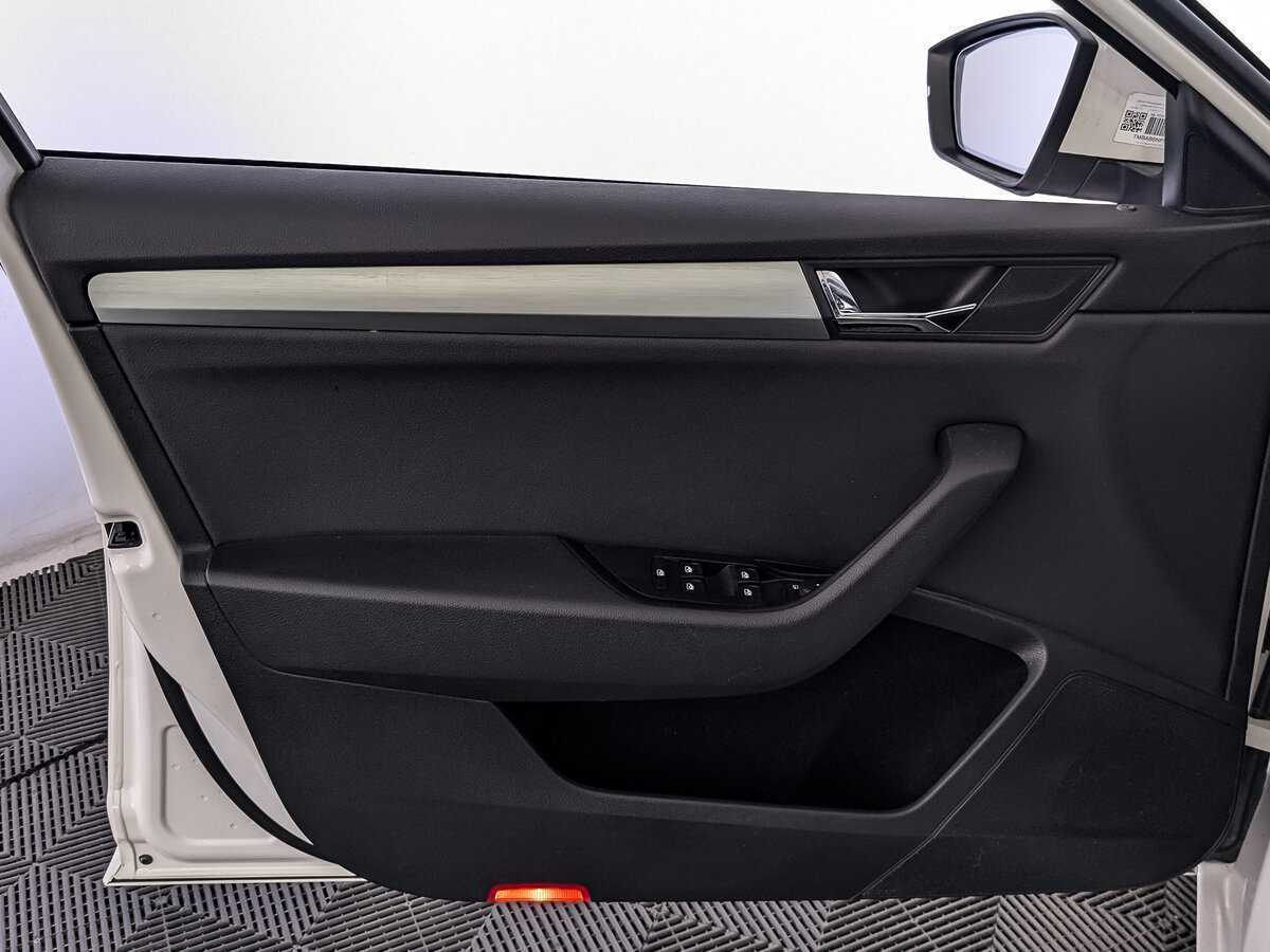 Купить Skoda Superb, 2017, 137 416 км.. Фото: #18