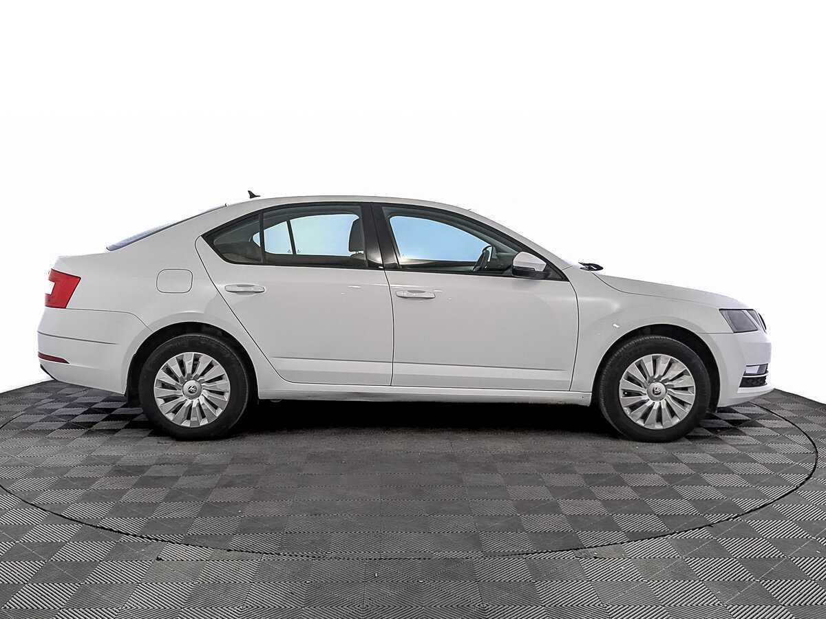 Купить Шкода Октавия, 2019, 75 122 км.. Фото: #3