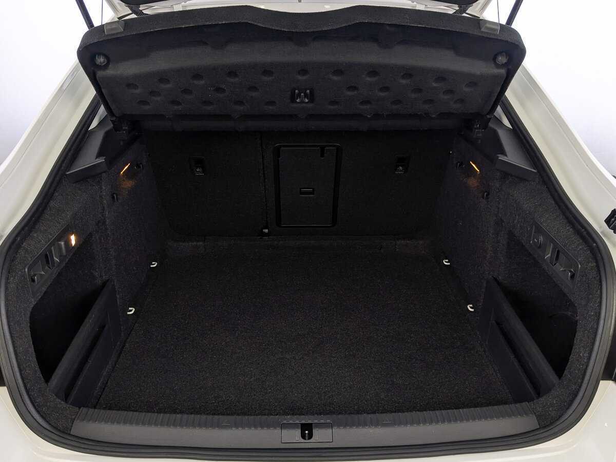 Купить Skoda Superb, 2017, 105 276 км.. Фото: #9