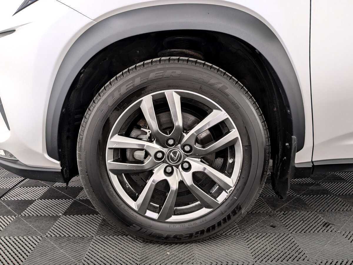 Купить Lexus NX, 2018, 75 998 км.. Фото: #17