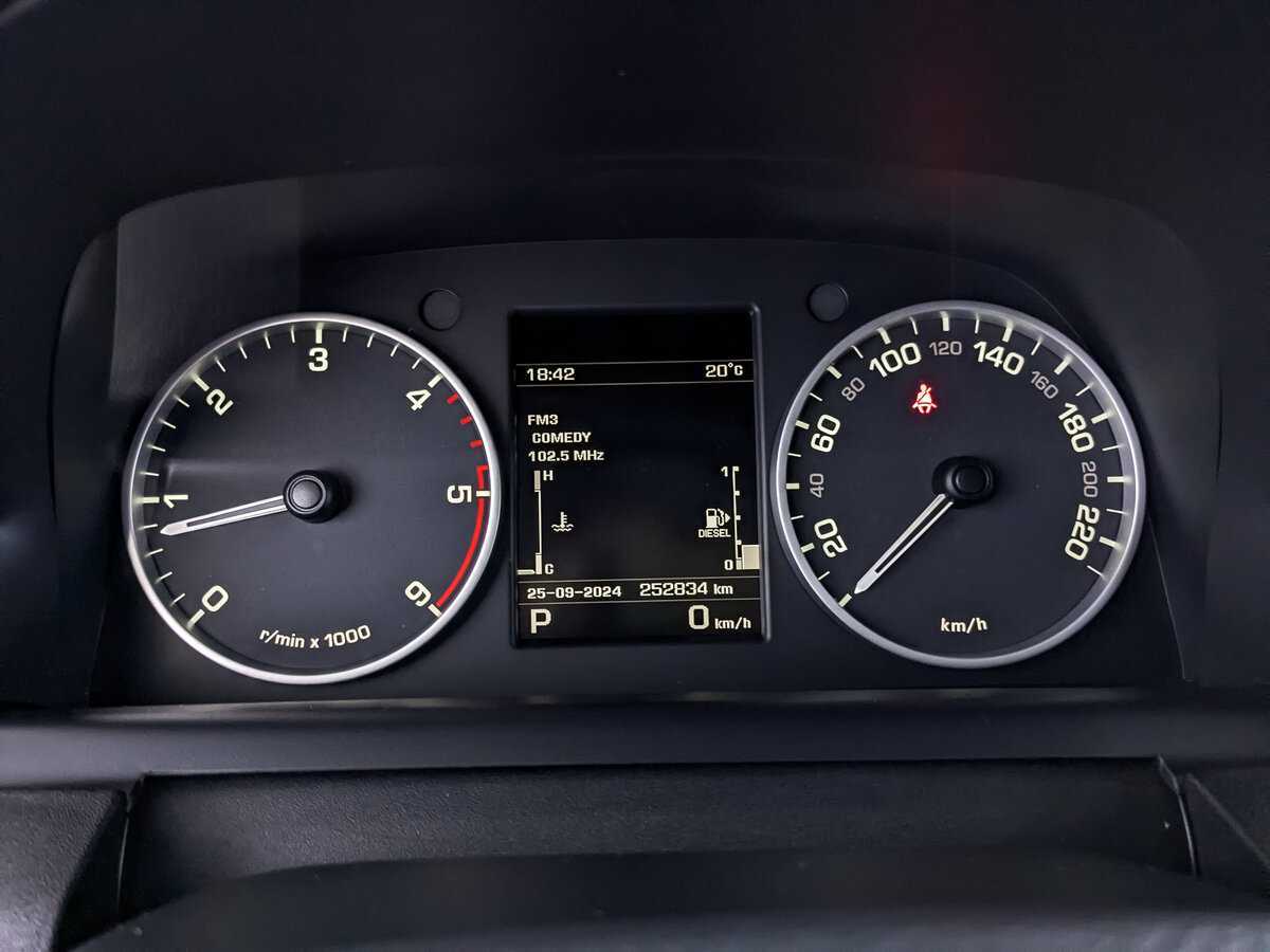 Купить Land Rover Discovery, 2012, 252 833 км.. Фото: #15