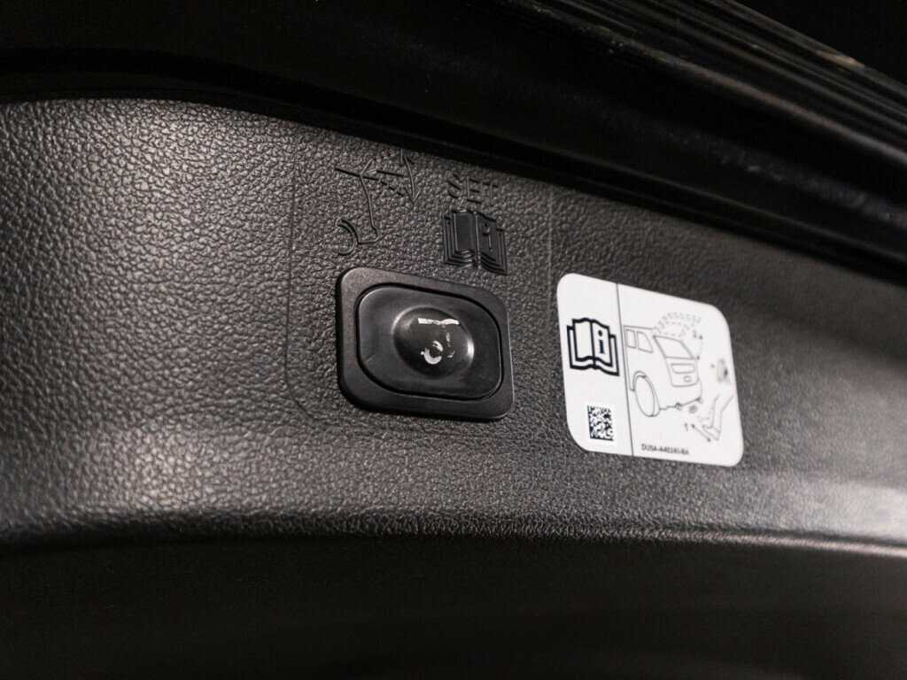 Купить Ford Kuga, 2017, 141 189 км.. Фото: #15