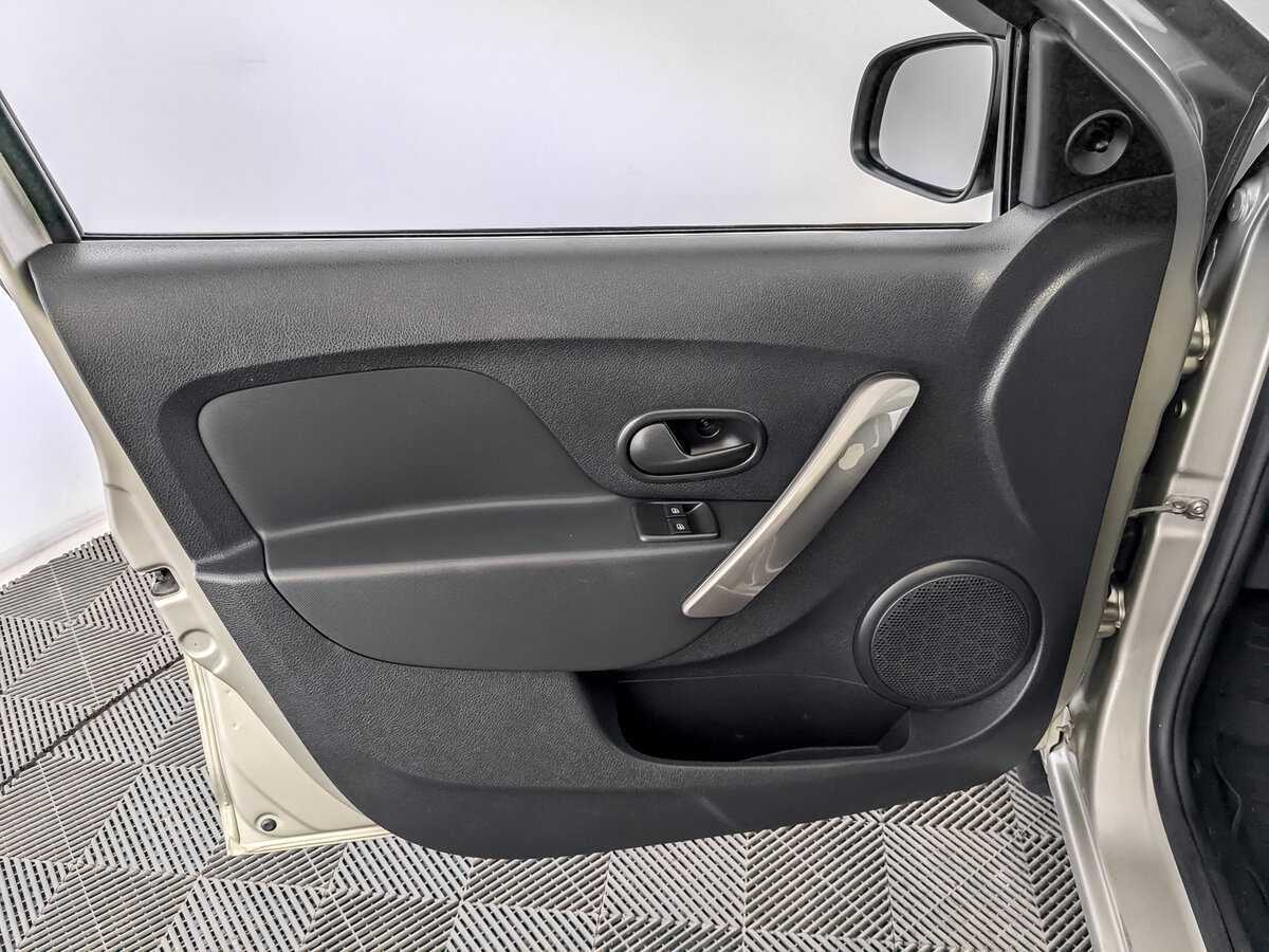 Купить Renault Sandero, 2018, 98 664 км.. Фото: #18