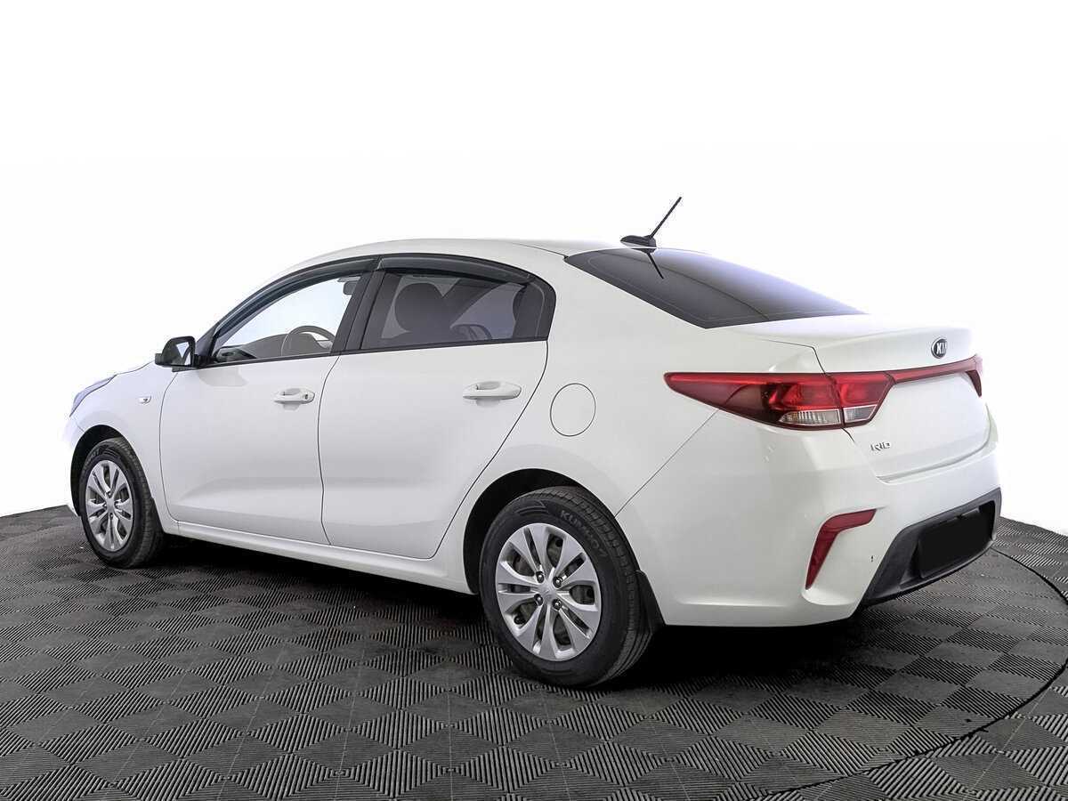 Купить Kia Rio, 2018, 121 000 км.. Фото: #6