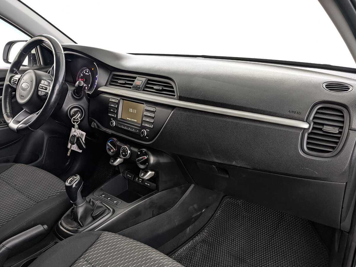 Купить Kia Rio, 2018, 121 000 км.. Фото: #12