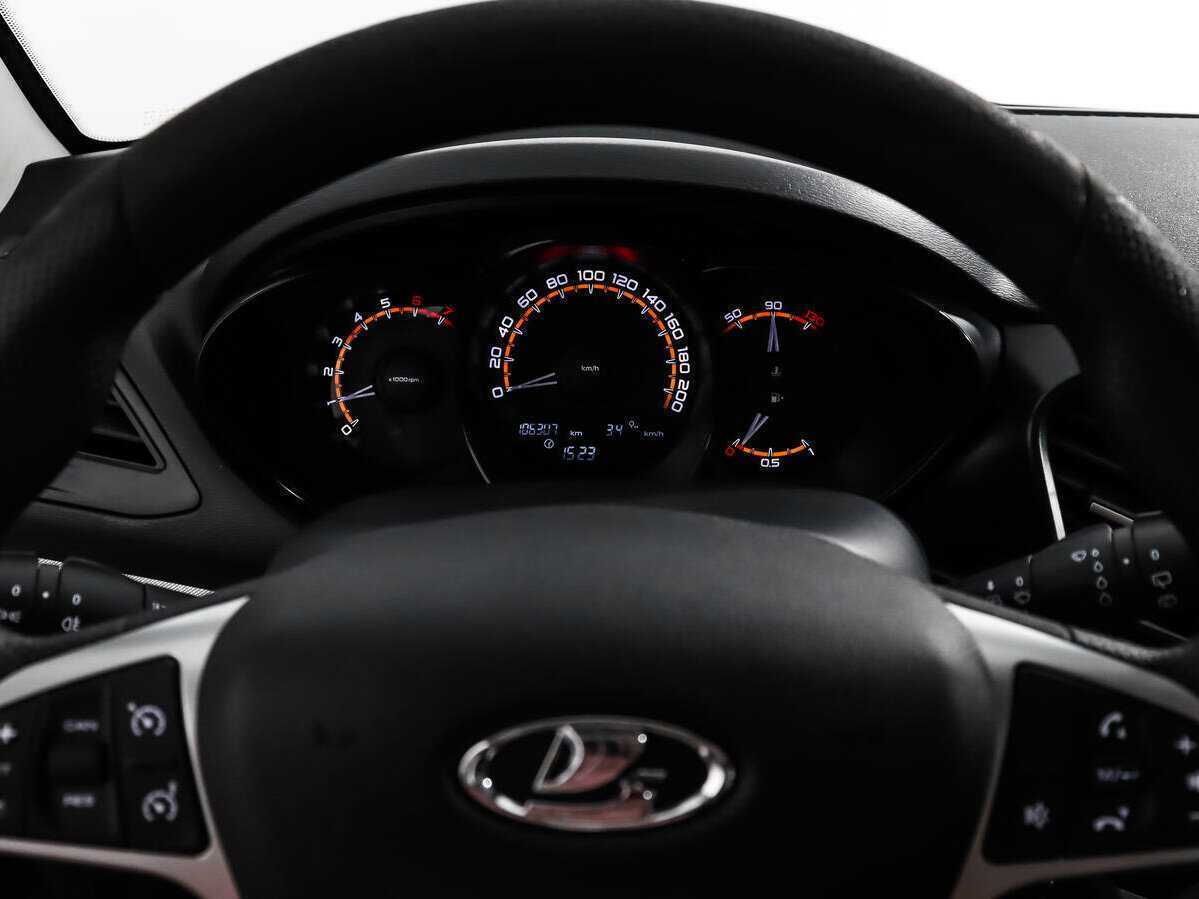 Купить Lada (ВАЗ) Vesta, 2019, 106 306 км.. Фото: #14