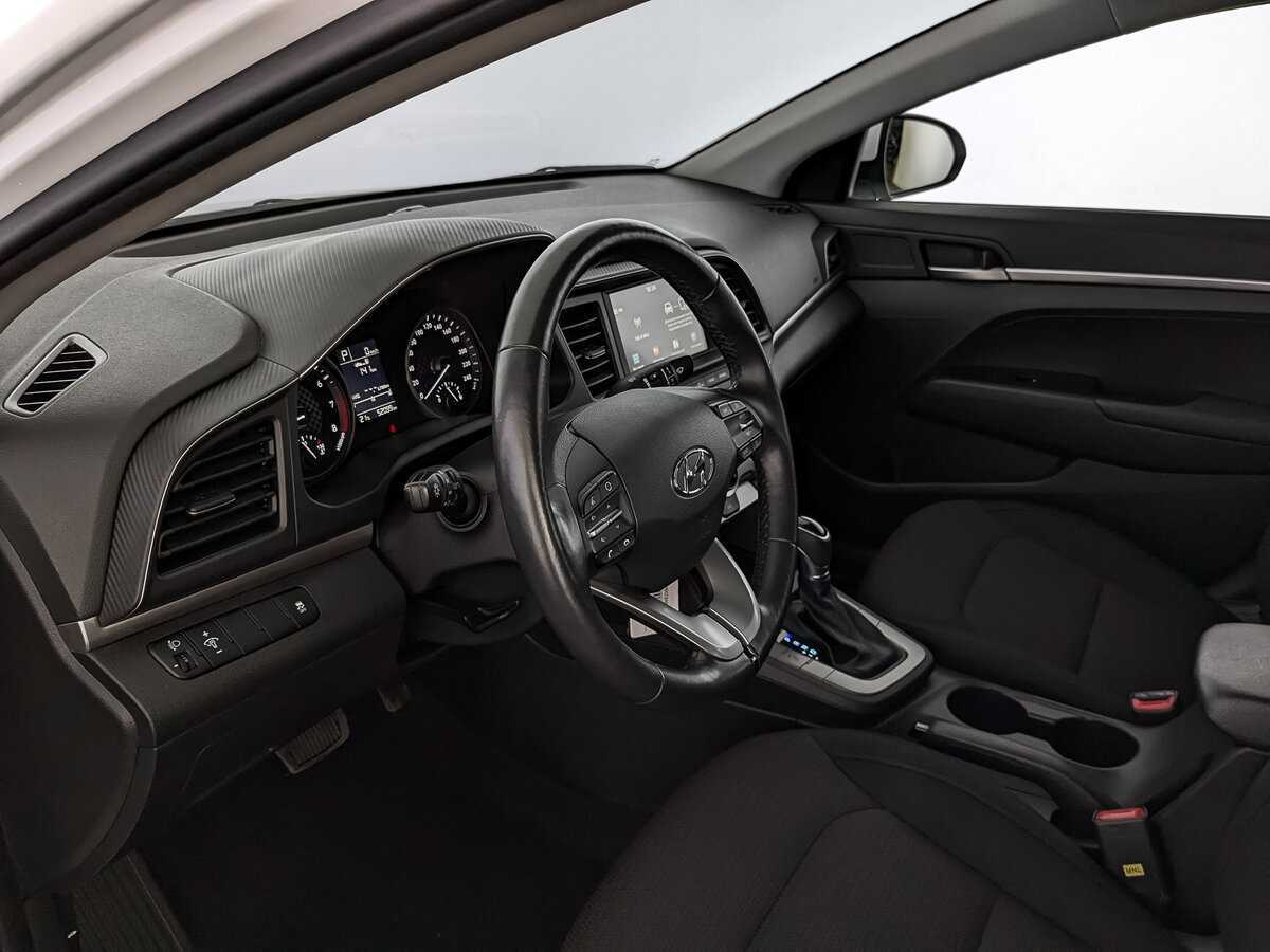 Купить Hyundai Elantra, 2019, 52 091 км.. Фото: #14