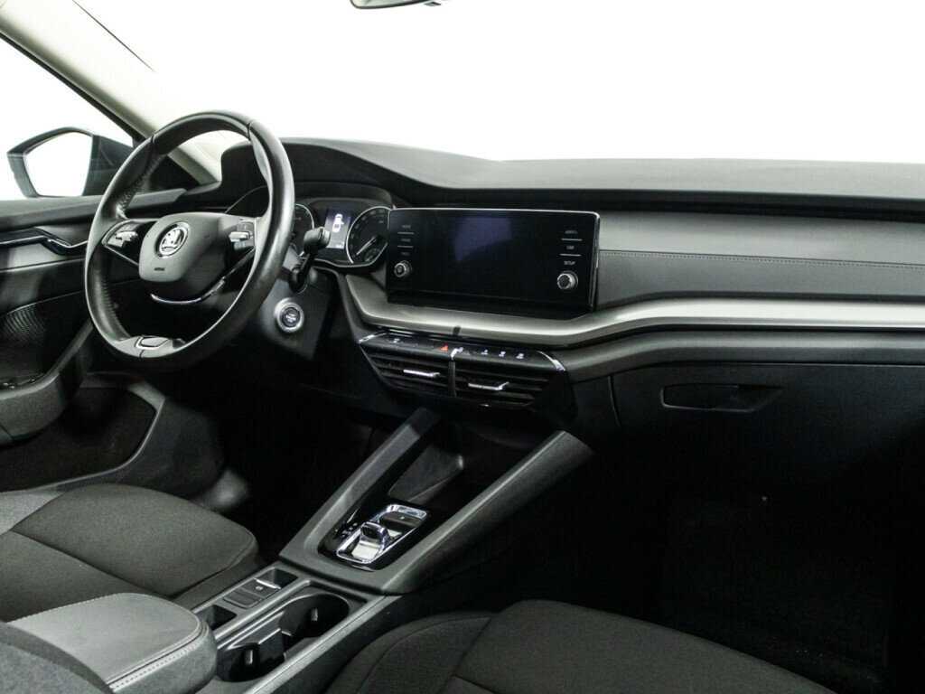 Купить Skoda Octavia, 2021, 92 183 км.. Фото: #8