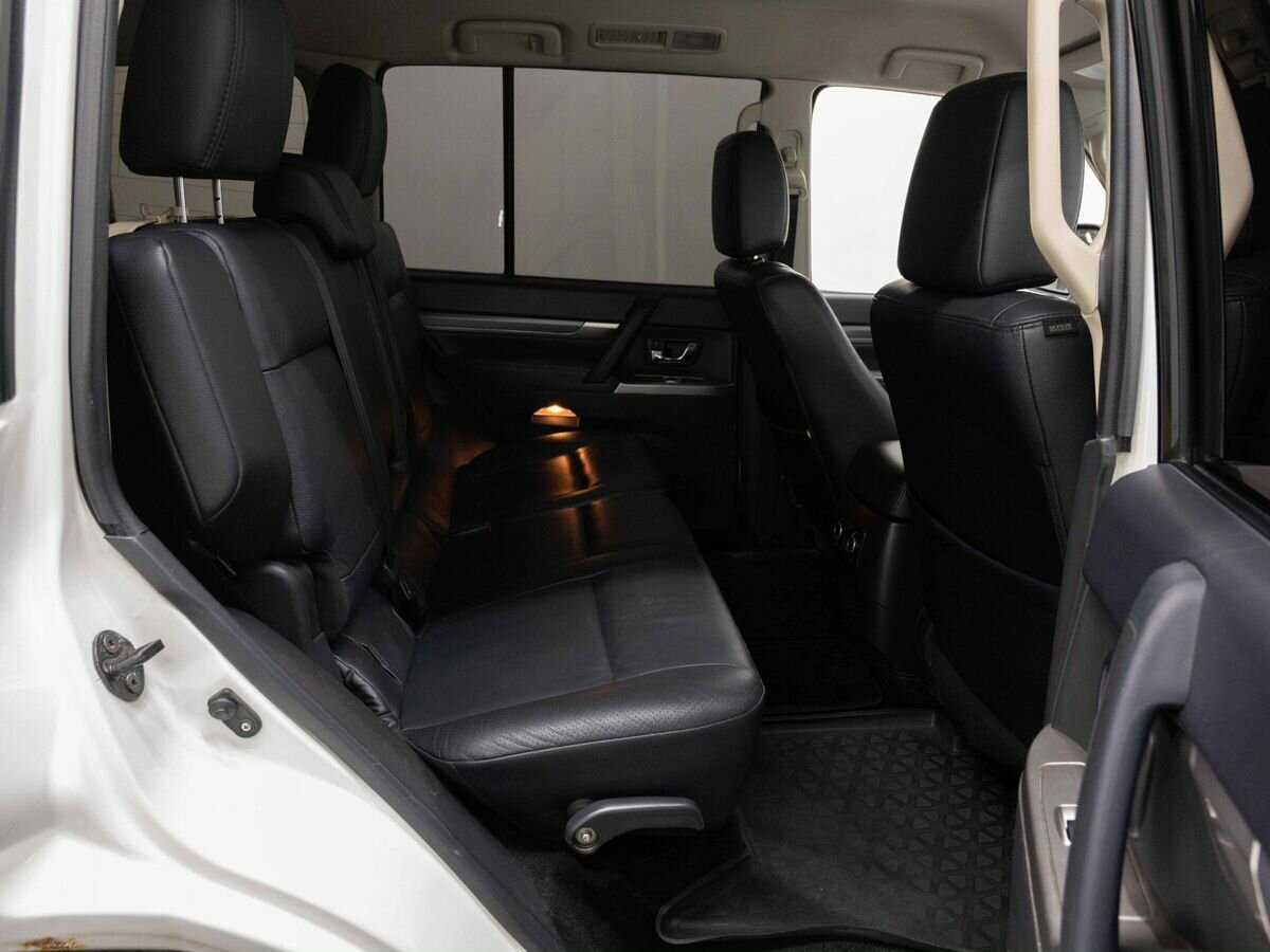 Купить Mitsubishi Pajero, 2013, 201 300 км.. Фото: #10