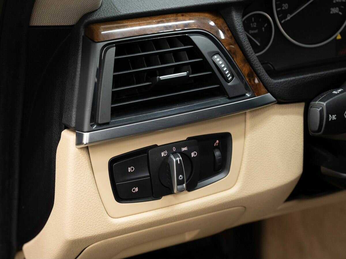 Купить BMW 3 серии, 2013, 278 000 км.. Фото: #18