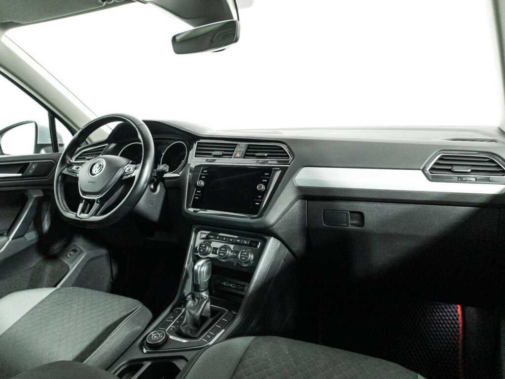 Купить Volkswagen Tiguan, 2019, 115 775 км.. Фото: #8