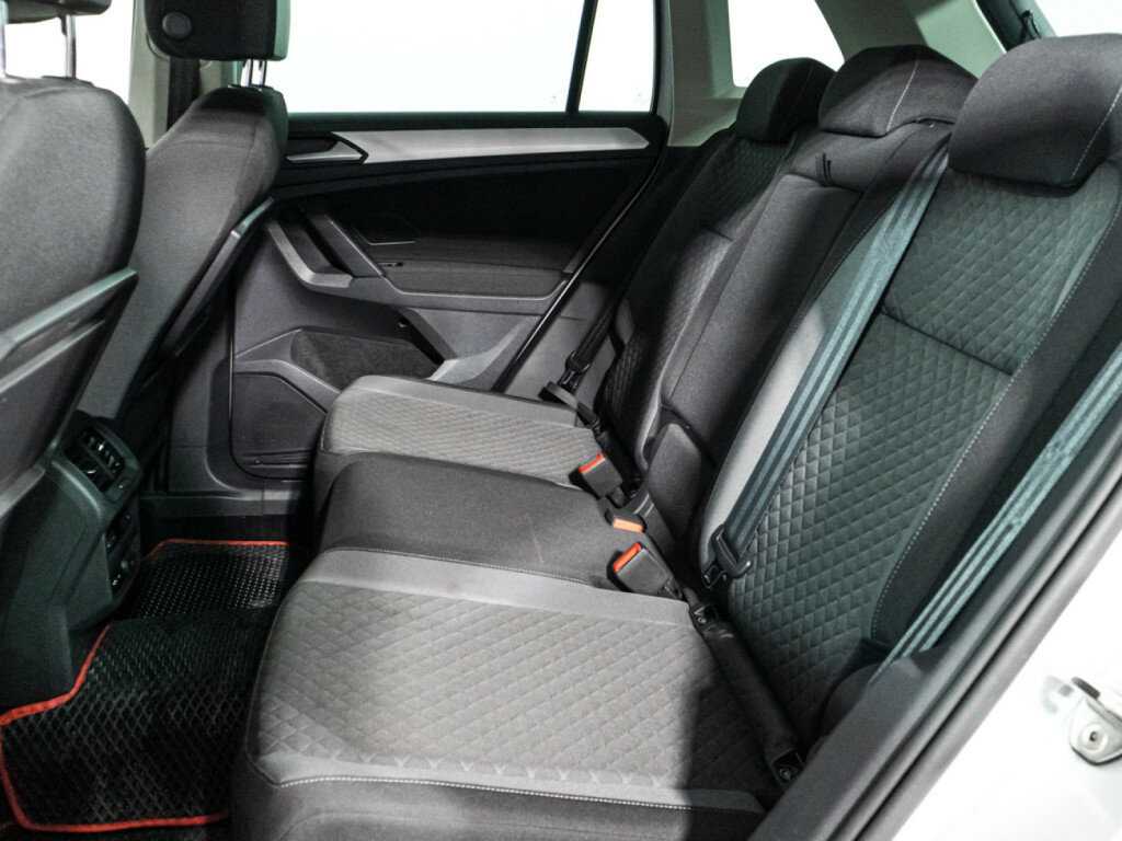 Купить Volkswagen Tiguan, 2019, 115 775 км.. Фото: #9