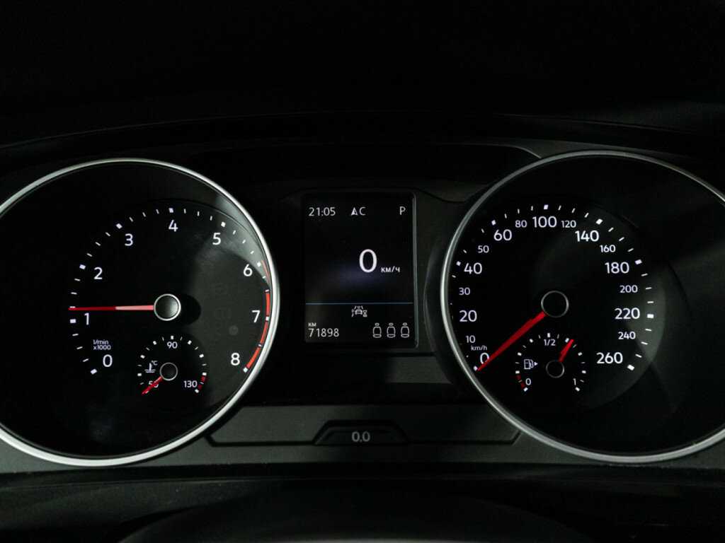 Купить Volkswagen Tiguan, 2021, 71 897 км.. Фото: #11