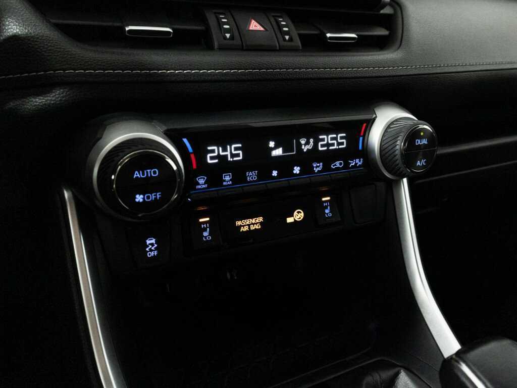 Купить Toyota RAV4, 2020, 129 776 км.. Фото: #14