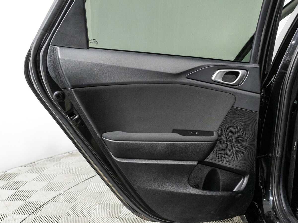 Купить Kia Ceed, 2021, 105 543 км.. Фото: #24