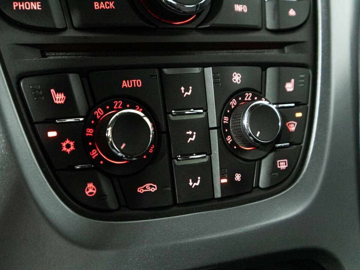 Купить Opel Astra, 2014, 78 900 км.. Фото: #14