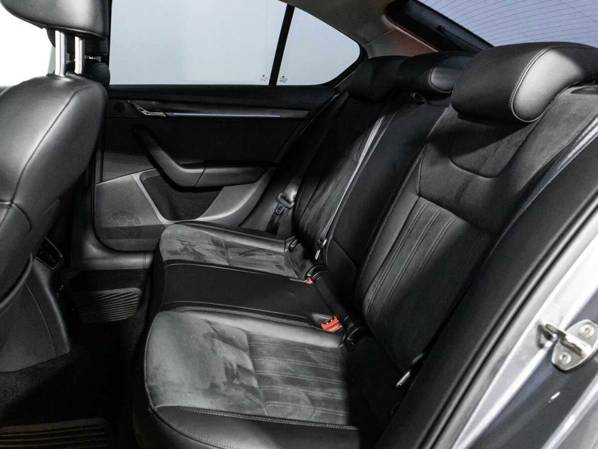 Купить Skoda Octavia, 2020, 122 772 км.. Фото: #9